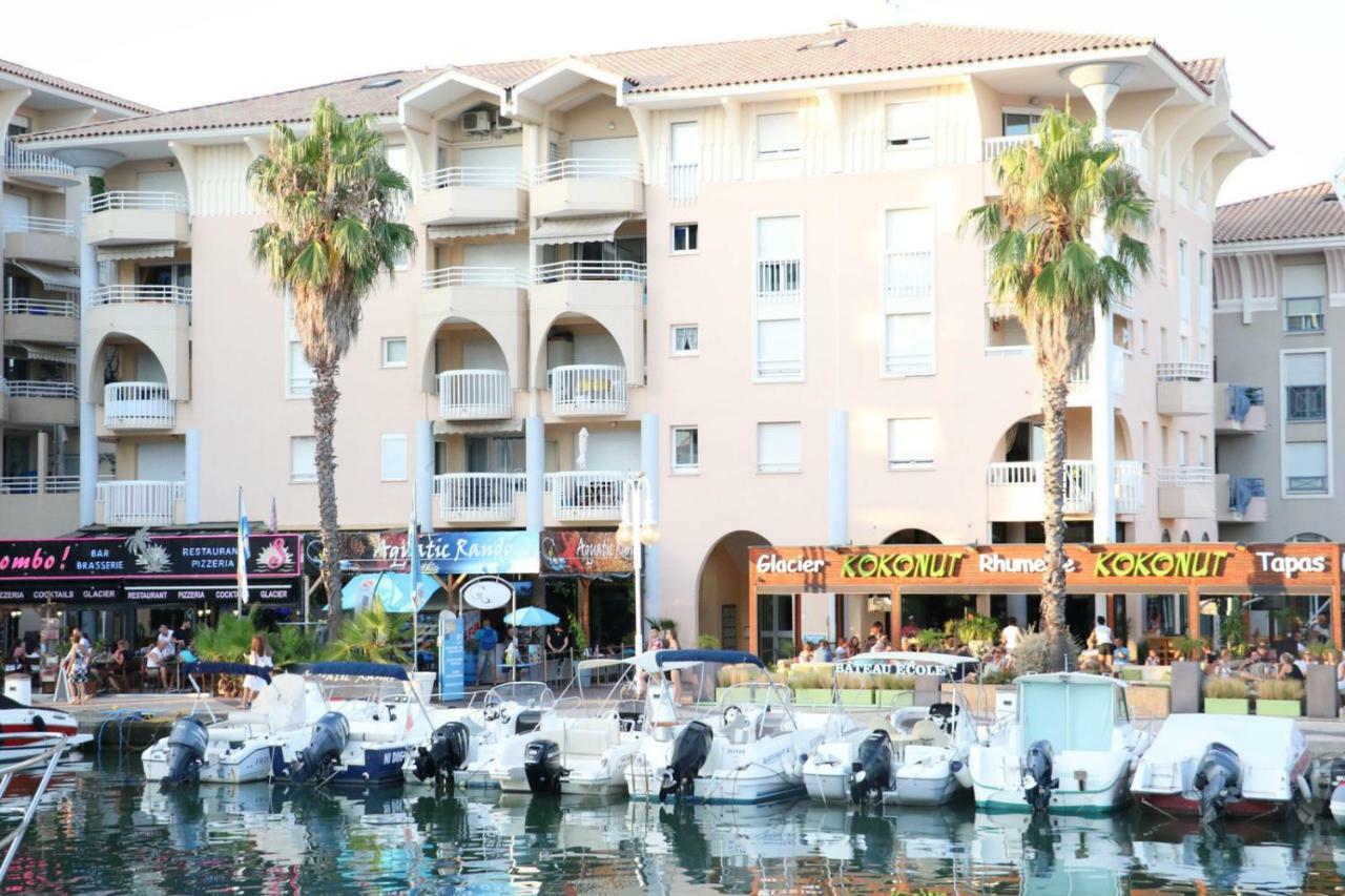 Au Coeur De Port Frejus - T2 30 M² - Tout A Pied Bagian luar foto
