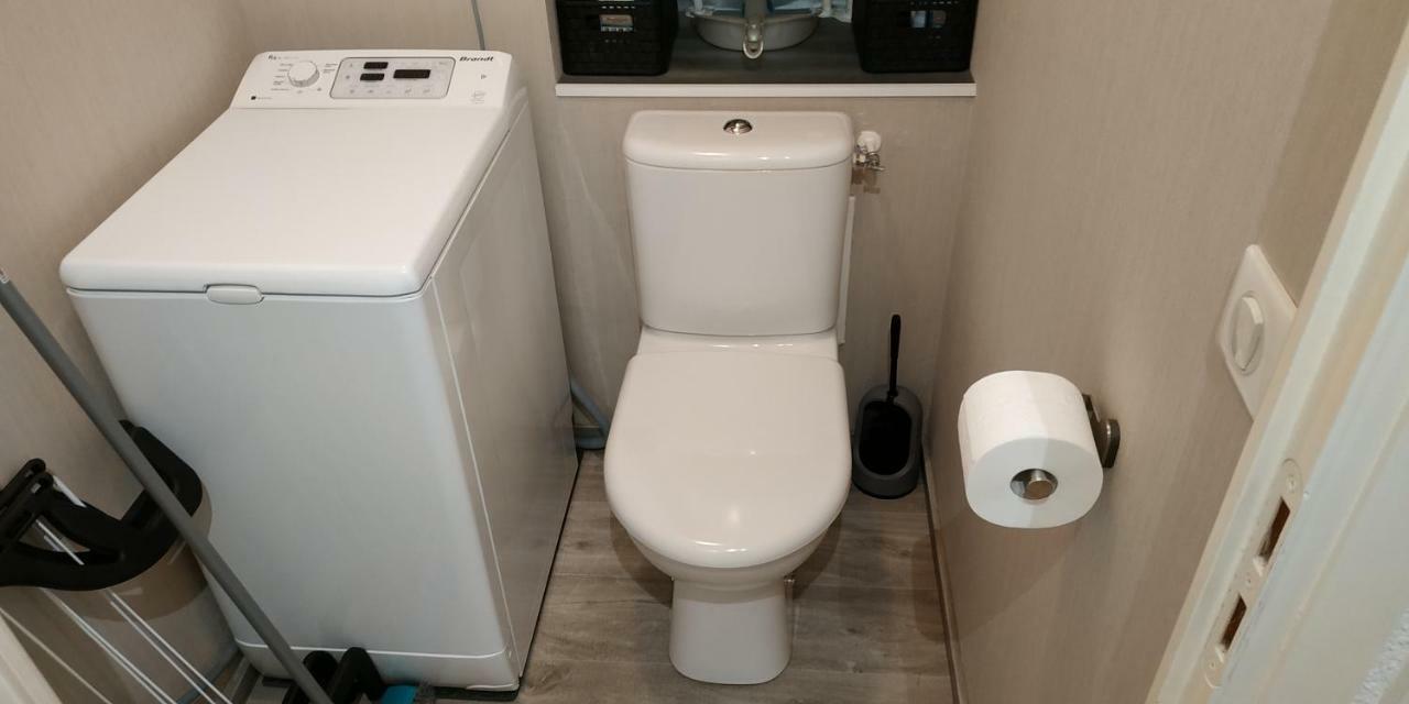 Au Coeur De Port Frejus - T2 30 M² - Tout A Pied Bagian luar foto